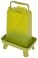 Kerbl Hobbyfarming Kunststofftränke mit Standfüßen, 5,5 l, grün, 19x28x39,5 cm, Geflügeltränke, Kunststoff, Geflügel