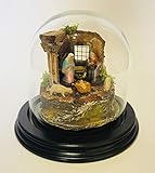  Euro Glass Angelo Presepe in Campana di Vetro 13x13 con Natività in Terracotta e Sughero