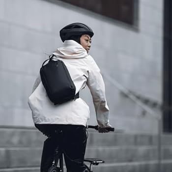 Thule Tact Sling 8L - Black : Amazon.sg: Fashion