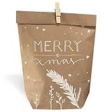 DAS BEKOMMST DU: Ein Bastelset mit 24 naturbraunen Christmas Kraftpapiertüten (14,5 x 22 cm, Boden 5,5 x 9 cm) und Aufdruck - merry xmas - in weiß & 24 Mini-Holzklämmerchen zum Verschließen ► Mehr Eine der Guten Geschenktüten findest du mit dem Suchwort: edgtüten