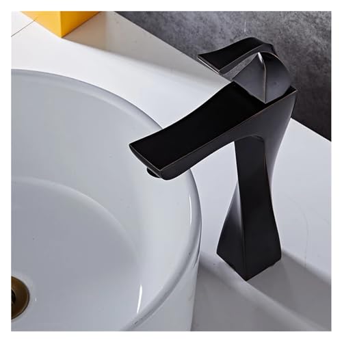 Robinet de cuisine et lavabo noir pour une pièce d'eau moderne