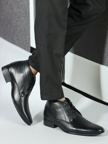 Image of Carlton London Men's Leather Lace-Up Chukka Boots
