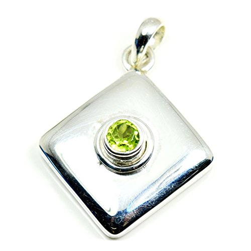Pendentif enfant en péridot rond et argent pour un cadeau de fille unique