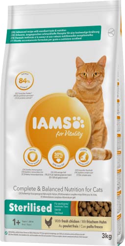 IAMS Sterilised Katzenfutter trocken mit Huhn - Trockenfutter für sterilisierte / kastrierte Katzen ab 1 Jahr, 3 kg