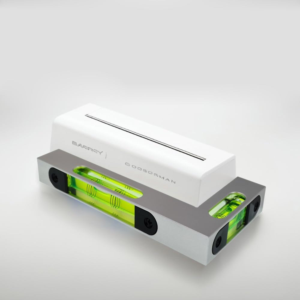 Rectangular high-precision L-shaped level, 7-character household strong magnetic double bubble water, three window visible (Regular style)