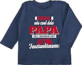 Baby Langarmshirt - Sprüche Baby - Mein Papa Feuerwehrmann - 3/6 Monate - Navy Blau - kindershirt ist bei der feuerwehr spruch dad babysachen spruche dads babykleidung sprüchen vater - BZ11