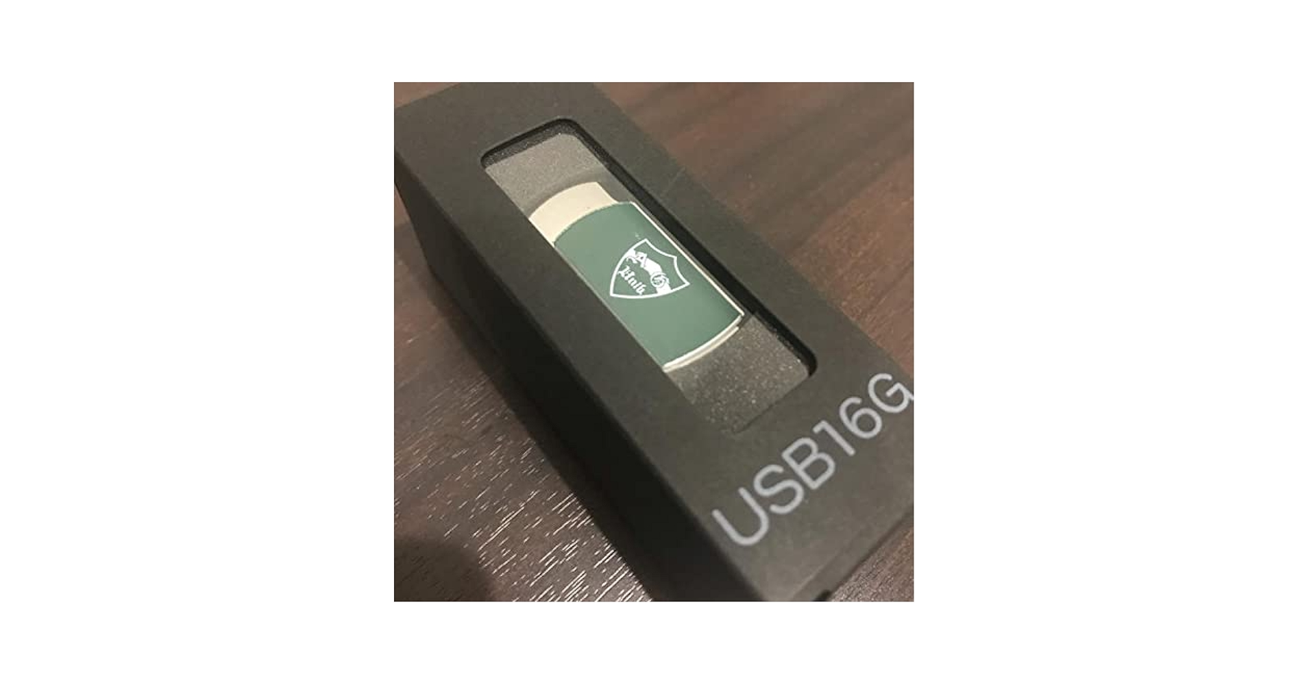 箱根駅伝優勝セール‼️ 青山学院大学 校章入り USB 16GB Amazon.co.jp: 箱根駅伝優勝セール 青山学院大学 校章入り USB