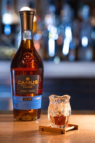 Camus VSOP Intensely Aromatic Cognac 40% Vol. 0,7l in Geschenkbox