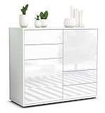 Unser Sideboard ist der Allrounder unter den Kommoden. Die mittlere Höhe kann überall eingesetzt werden. Verwendet wird es oft als Wohnzimmerschrank, Wäscheschrank oder Flurmöbel. Egal für welchen Raum, ob Esszimmer, Flur, Küche, Wohn-, Kinder- oder Schlafzimmer, unsere Sideboards lassen sich vielseitig einsetzen. Gestalte Deine Wohnräume individuell und mordern.