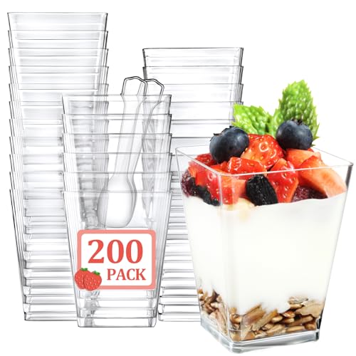 Eupako 200 Pack 5 oz Plastic Dessert Cups with Spoons