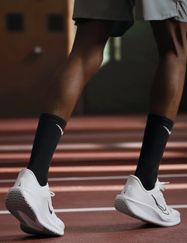 Image of Nike Mens Nike Quest 6 Running Shoes