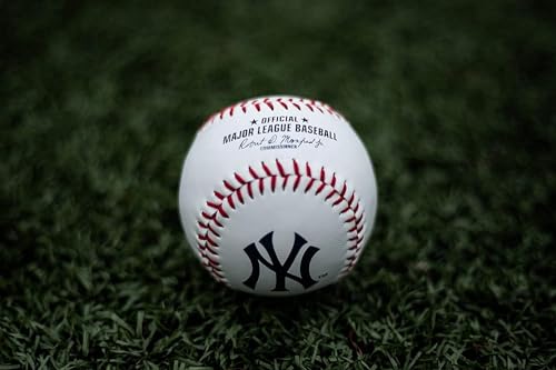 Image of Rawlings | 2026 MLB Baseball with Team Logo | All 30 MLB Teams Available