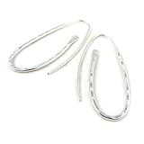 Gehämmerte Oberfläche. Lange, ovale Ohrringe aus massivem 925er-Sterlingsilber, zum Einhängen