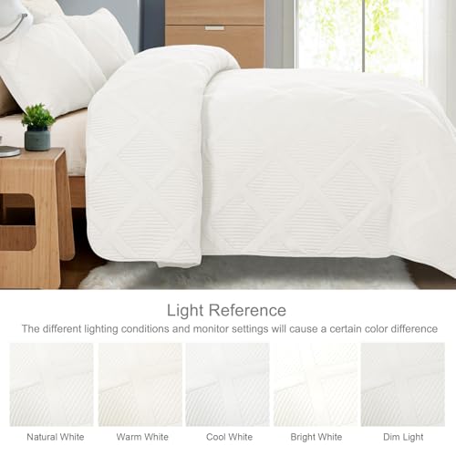 Exclusivo Mezcla King Quilt Set- White Quilts Bedding Set with 2 Pillow Shams, Modern King Bedspread with Striped Pattern, Soft Lightweight Bedspreads Coverlets for All Seasons - Image 3