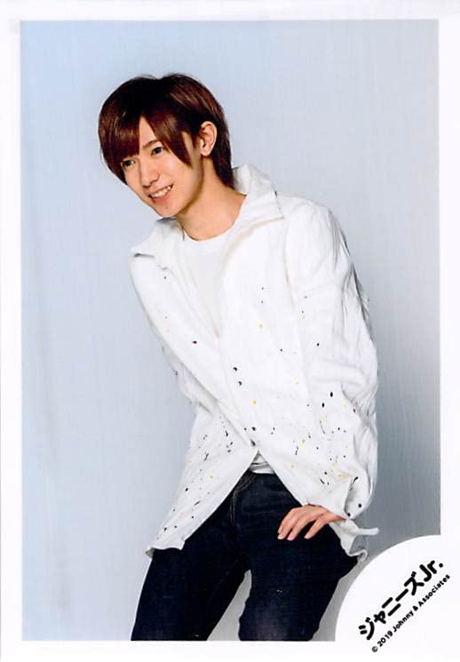 Amazon.co.jp: TRAVIS JAPAN トラジャ 七五三掛龍也 公式写真