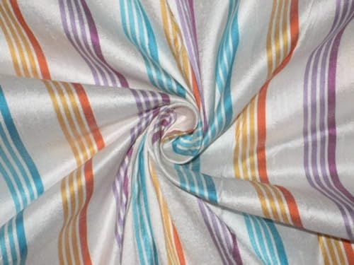 Tissu en soie Dupioni à rayures pour des vêtements structurés et reflets lumineux uniques