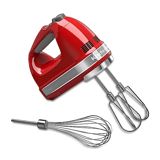 KitchenAid - Batidora manual digital de 7 velocidades KHM7210ER con accesorios Turbo Beater II y Pro Whisk Empire rojo