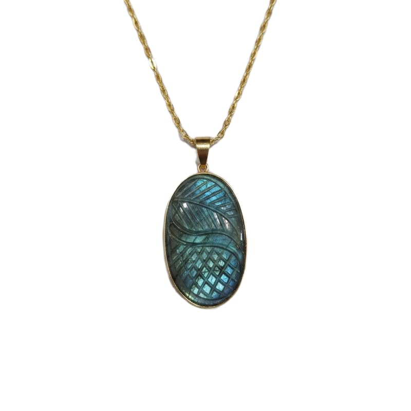 Pendentif quartz arc-en-ciel ovale facetté avec collier chaîne de 45 cm pour femme