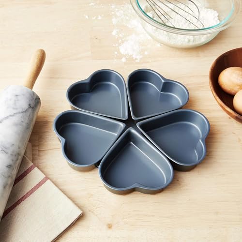 Fox Run Linked Heart Cake Pan, 4-Inch Hearts, Preferred Non-Stick Heat Shaped Cake Pan by Fox Run - Image 5