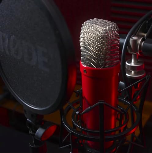 RØDe NT1 Signature Series Microfono A Condensatore A Grande Diaframma Con Shock Mount, Filtro Antipop E Cavo Xlr Per Produzione Musicale, Registrazione Vocale, Streaming E Podcasting (Rosso) - 2
