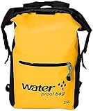 🏄 Tamaño mediano perfecto: 25L es lo suficientemente grande para llevar 2 toallas, 2 juegos de ropa para adultos, 2 juegos de trajes de baño, 2 pares de pantuflas, linterna, telescopio y otros artículos personales. El exclusivo bolsillo exterior a prueba de salpicaduras con cremallera protege de forma segura los artículos pequeños