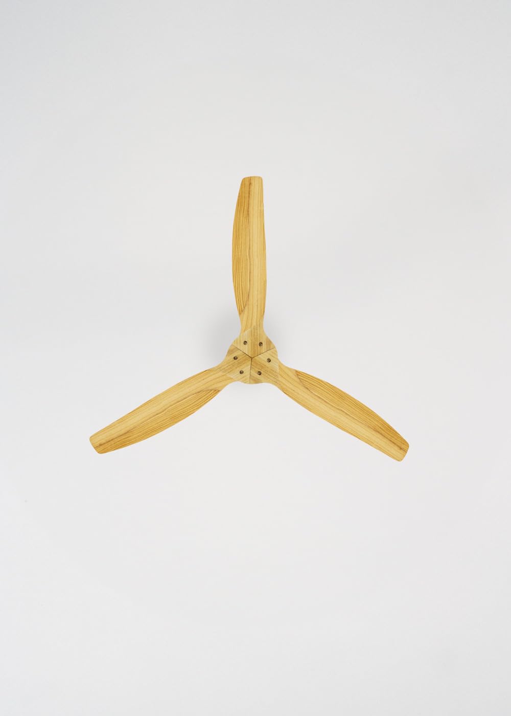 CREATE / WINDSTYLANCE NATURAL WOOD/Ventilateur de plafond avec télécommande, blanc pales en bois naturel / 40W, Silencieux, Ø132 cm, 6 vitesses, minuterie, été-hiver, double hauteur
