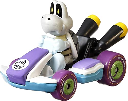 Hot Wheels Mario Kart Vehicle 4-Pack, Set of 4 Fan-Favorite Characters Includes 1 Exclusive Model, Collectible Gift for Kids & Fans Ages 3 Years Old & Up by Hot Wheels - Image 3