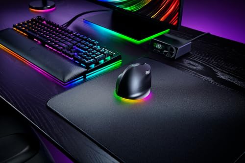 Razer Pro Click V2 Vertical Ergonomique Verticale sans Fil pour droitier Assistance IA Capteur Optique 30K jusqu'à d'autonomie Chroma RGB - vue 3