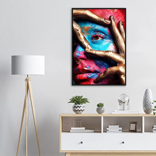 Impression murale encadrée MUA noire 70x100 cm pour habiller un grand mur vide sans effort