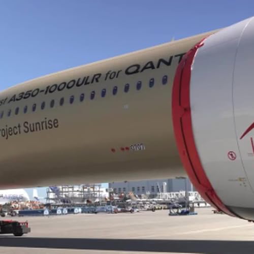 BREAKING: Qantas ultra-long-haul jet touches down in Melbourne