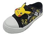 Zusätzlicher Komfort – Ihre Kinder werden diese Pokemon Leinwand-Pumps lieben, die entworfen wurden, um Komfort und Stil zu bieten. Wir haben auch dafür gesorgt, dass sie einen hervorragenden Halt haben, aber keine Kompromisse beim Stil einzugehen. Kinder werden dieses lustige Design mit zwei Rip Tape Riemen für einfaches An- und Ausziehen und einer soliden Sohle für Komfort und Griffigkeit lieben.