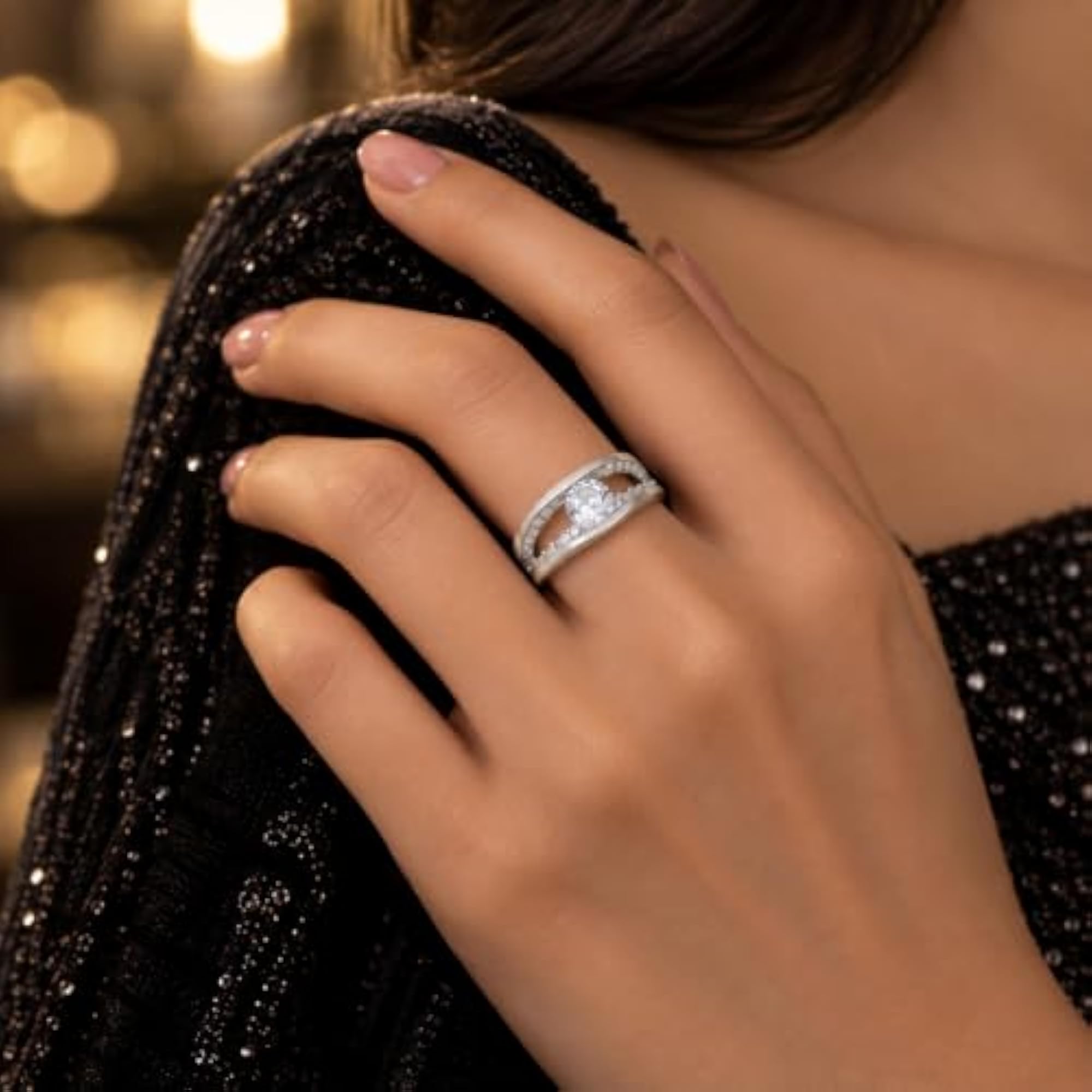 Women's Kapeesh Ring, Elegant Design