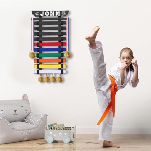 Expositor de cinturones de artes marciales de pared para 10 cinturones de karate 2