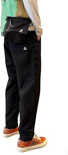 ウェア：動きやすさとデザインの両立