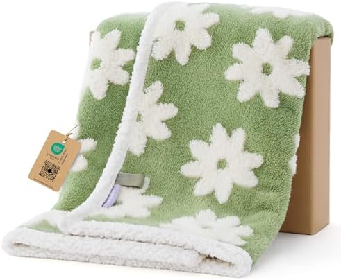 LE SURE Waterproof Dog Blankets for Small Dogs Cute Cozy 3D Jacqu...