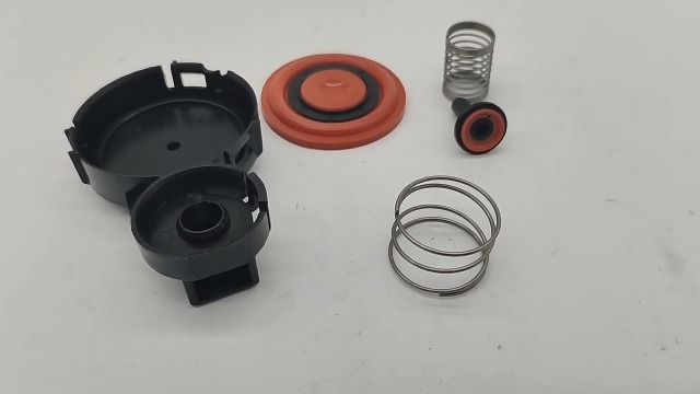 Membrane Couvercle Soupape PCV De Rechange ABS/Métal – Compatible Citroën C4, DS3, DS5, Peugeot 208, 308, 3008, 5008, 408