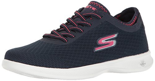 how do skechers sizes run
