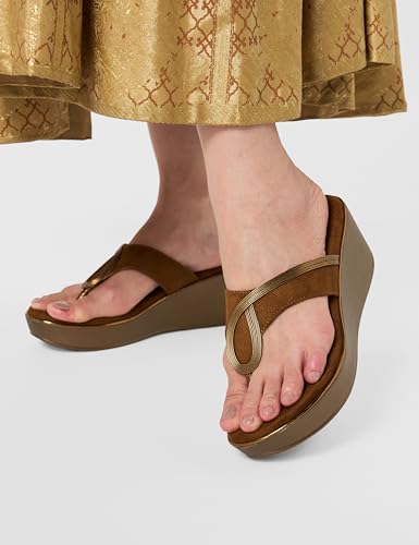 Image of Mochi Women Wedge Heel Sandal