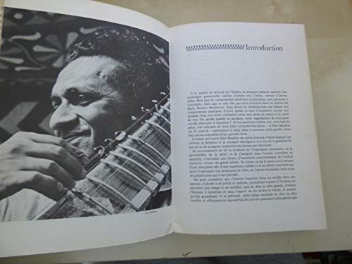 Ravi Shankar : musique, ma vie. Avec une introduction de Yehudi Menuhin et une méthode complète de sitar Broché – 1 janvier 1969 - Les Beatles, Paul McCartney, John Lennon, RIngo Starr, George Harrison Ravi Shankar : musique, ma vie. Avec une introduction de Yehudi Menuhin et une méthode complète de sitar Broché – 1 janvier 1969 – Image 4