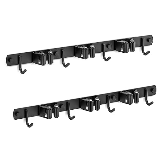 Damita Suporte de esfregão para vassoura e esfregão para organização de ferramentas de metal para cozinha, garagem, jardim, suporte de parede antiderrapante de aço inoxidável para vassoura e organizador de parede (preto, 3 suportes e 4 ganchos)