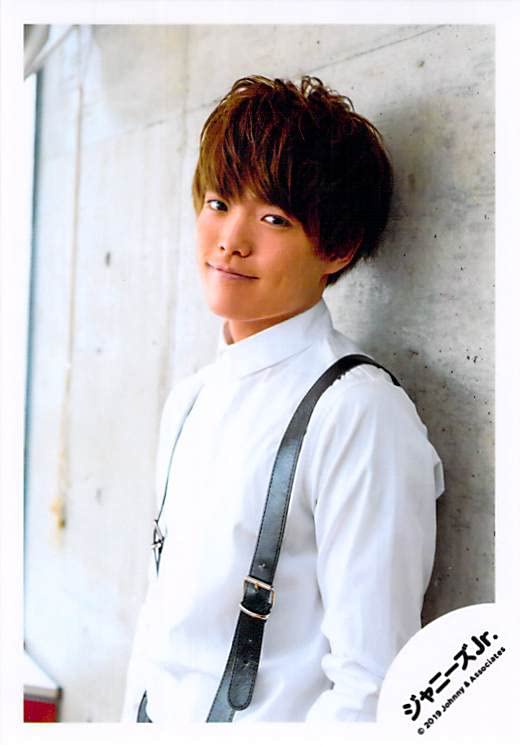 Amazon.co.jp: TRAVIS JAPAN トラジャ 吉沢閑也 公式写真 写真 フォト