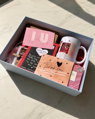 Image of HBH Personalized Hamper with Photo Name Customized Set