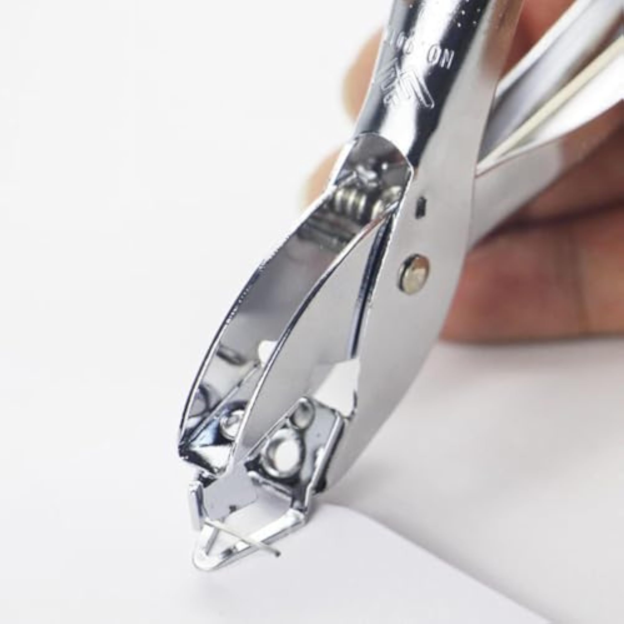 2X Staple Remover Heavy Duty Home Office Supplies