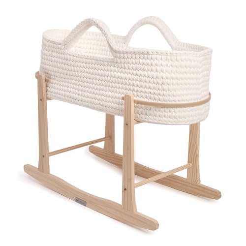 Stile moderno senza tempo: il design bianco croccante all'uncinetto dona una sensazione morbida ispirata a Scandi a qualsiasi stanza dei bambini o camera da letto.