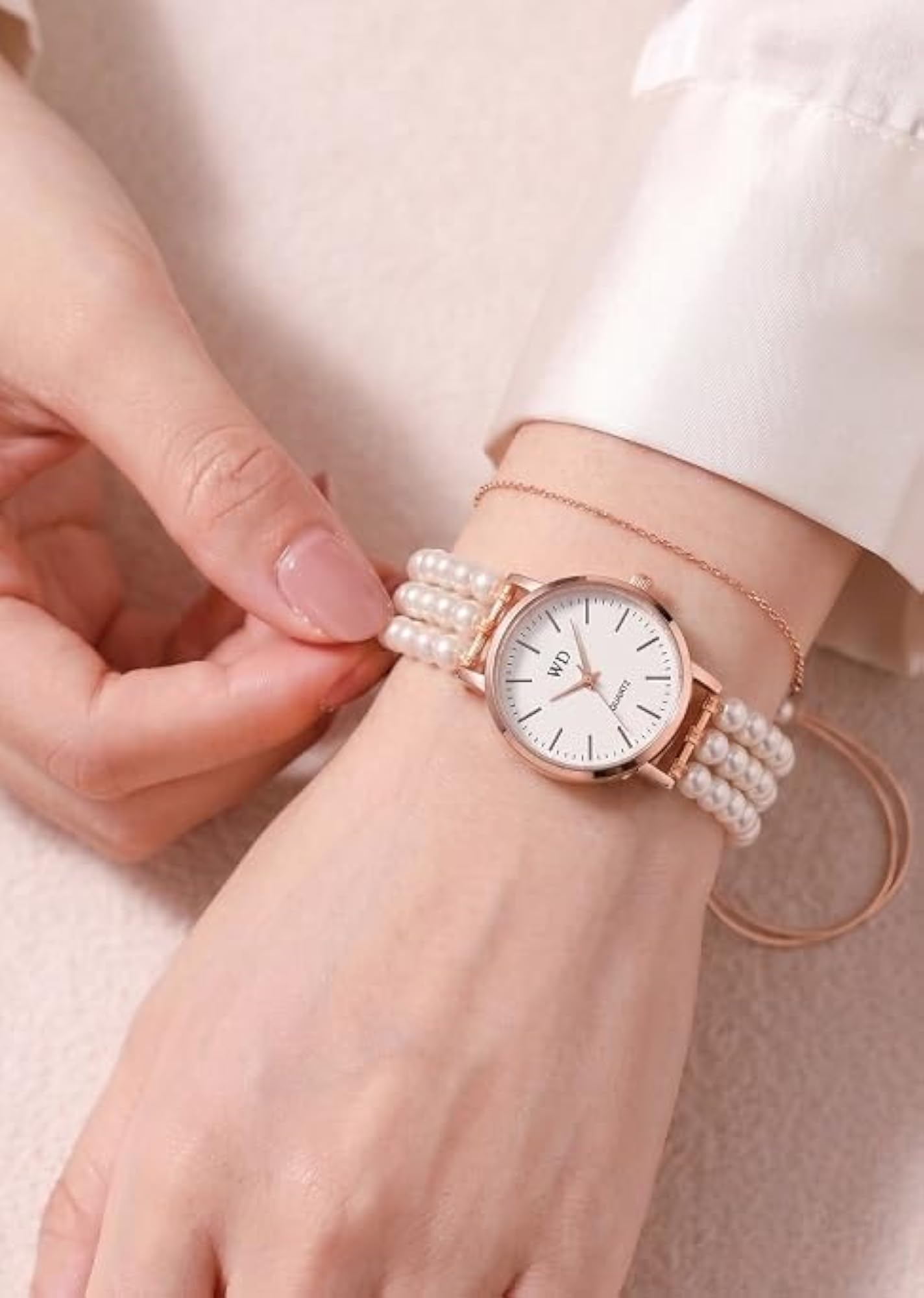 Women's Luxury Pearl Strap Analog Watch, Elegant Gift