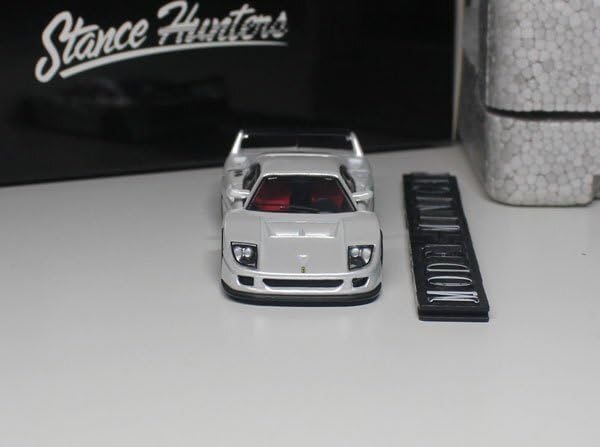 Amazon | △入手困難！白！金属製！SH 1/64 フェラーリ Ferrari F40 LM