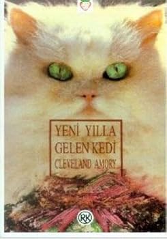 Paperback Yeni Yilla Gelen Kedi [Turkish] Book