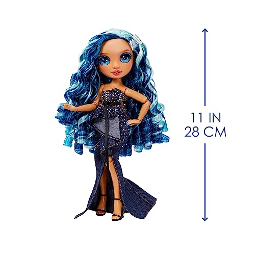 Rainbow High Fantastic Fashion Doll - SKYLAR BRADSHAW - Bambola fashion blu da 11 e set da gioco con 2 abiti e accessori alla moda - Età 4-12 anni