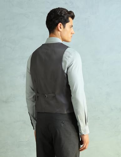 Image of Arrow Men Regular fit Polyester Heathered Waistcoat