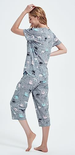 Image of CHUNG Women Cotton Pajama Sets Sleepwear pjs Short Sleeve Shirt Capri Length Crop Pants Cute Vivid Print
